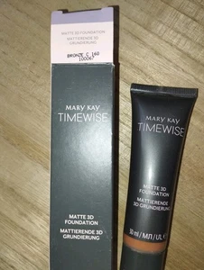 TimeWise Matte 3D Foundation Mattierende 3D Grundierung Bronze C 160 Wert 30 € - Bild 1 von 1