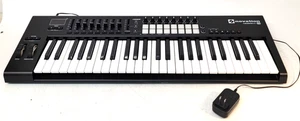 Novation LaunchKey 49 MK2 Tastiera controller MIDI - Foto 1 di 14
