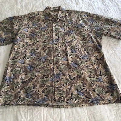 Pierre Cardin Mens Hawaiian Shirt Size Large Button Up Short Sleeve  - Image 1 of 4