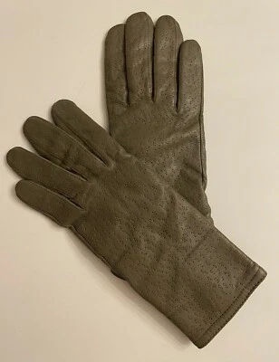  Women's Casual Winter Gray Perforated Leather Gloves Size 7-1/2 Acrylic Lining - Image 1 of 4
