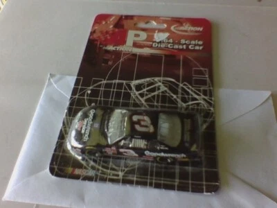 Dale Earnhardt 1/64 2001 #3 GM Goodwrench Service Plus Chevy Monte Carlo Foto 1 de 4