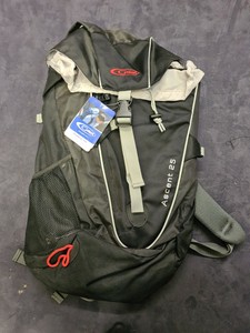 gelert rocky 25l backpack