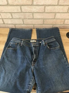 Levi's Women's 550 Relaxed Fit Boot Cut Size 14 S Medium Stretch Jeans - Picture 1 of 6