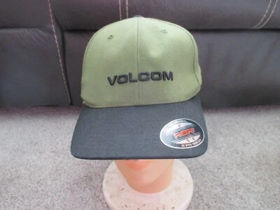 Original Volcom Men's Flexfit Hat Cap Green/Black Bill, Skatewear , Size S/M VGC - Image 1 of 4