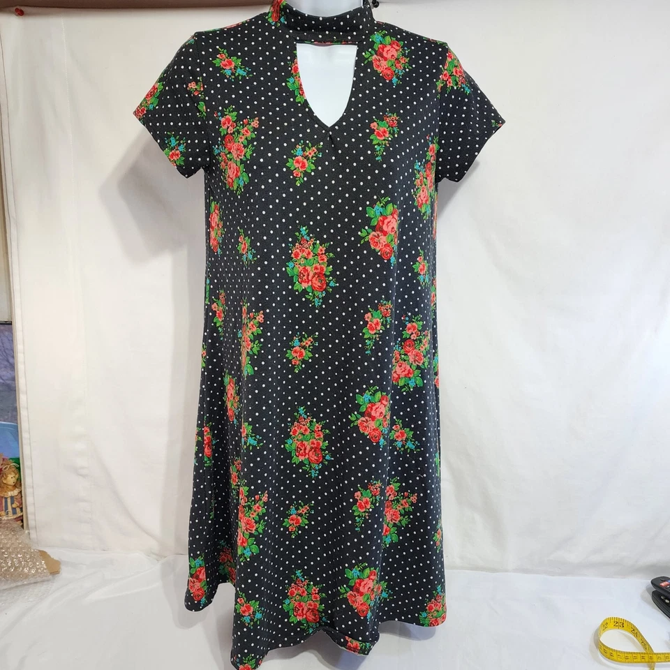 Camisón Joe Boxer lunares y rosas para mujer talla pequeña peek-a-boo pecho Foto 1 de 4