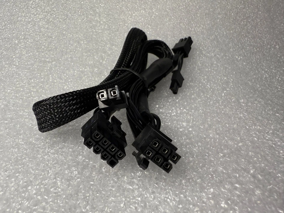 CORSAIR PCIE POWER CABLE Dual 8 pin for RM750X  RM850X ORIGINAL - Image 1 of 2