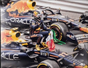 Red Bull Sergio Perez Autographed Photo PEREZ Signed Autographed 16*20 - Picture 1 of 1