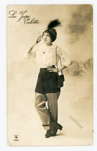 Carte photo CPA, la jupe culotte par Henri Manuel mode Fashion 1916 garçonne - Picture 1 of 2