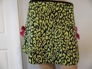 BlACK YELLOW LEOPARD SKIRT SIZE SMALL MINI WITH SIDE SPLITS - Picture 1 of 2