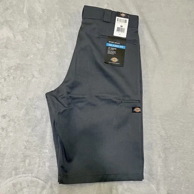 Dickies Men's 13" Flat Front Loose Fit Multi Pocket Uniform Work Shorts Size 38” - Image 1 of 4