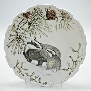 Royal Albert The Country Walk Collection Winter Harmony Badgers Decorative Plate - Picture 1 of 11