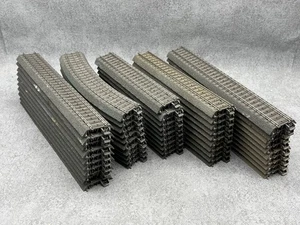 H0 MÄRKLIN C-Gleis-Konvolut  50-teilig  24236 / 24188 / 24172 / 24136  #028 - Bild 1 von 3