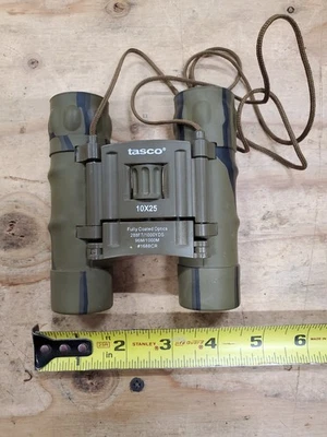 Tasco 10x25 Binoculars   Camo Model  Clean and clear, work excellent - Image 1 of 4