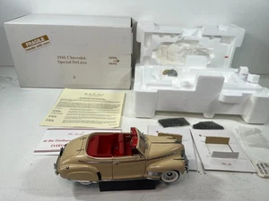 DANBURY MINT 1941 CHEVROLET SPECIAL DELUXE CAMEO CREAM IN SCALE 1:24 WITH COA - Picture 1 of 22