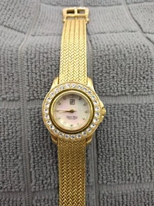 Victoria Wieck Analog Wristwatch with a Buckle Band B7613 - Picture 1 of 12