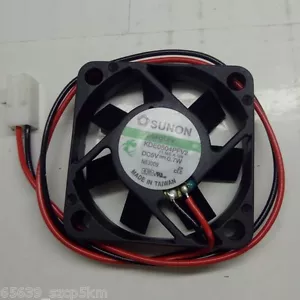SUNON KDE0504PFV2 11.MS.A.GN Server Square Cooling Fan 5V 0.7W = MB40100V2-A99 - Picture 1 of 1