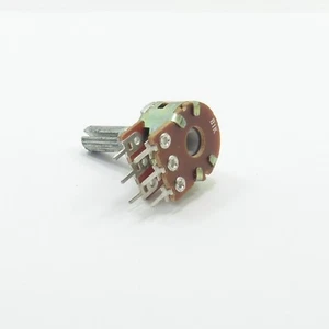 250K Stereo Potentiometers Linear B Tone Volume Control Mixer Pot Regulation - Picture 1 of 3