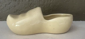 PITTSVILLE POTTERY (WI 1931-1943) ZAPATO FIGURA/PLANTADOR - AMARILLO - Imagen 1 de 6