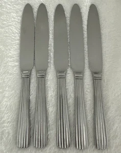 5 couteaux à couteaux côtelés inox ionique 18/10 couverts Corée - Photo 1/11