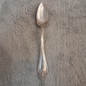 VTG Rogers & Hamilton 1900 MARQUIS Silverplate Fruit Spoon Monogram "K" - Picture 1 of 6