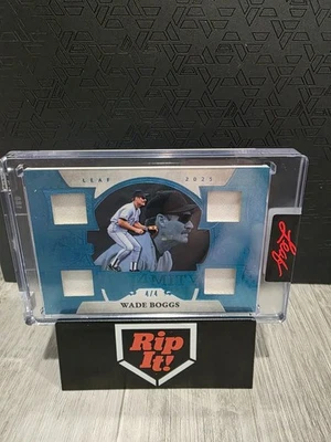 WADE BOGGS 2025 HOJA ESPECTACULAR JUEGO CUÁDRUPLE USADO JERSEY RELIQUIAS/4 PATIO Foto 1 de 2