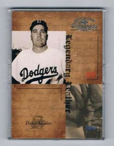 2004 Classics Legendary Leather #28 Duke Snider NM-MT /100