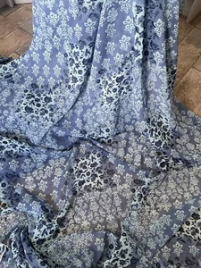 1M blau Blumen Polyester KLEID CHIFFON STOFF 58" - Bild 1 von 4