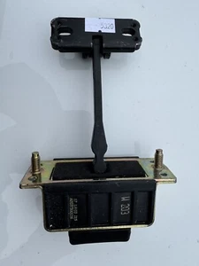 NEU ORIGINAL MERCEDES BENZ C-KLASSE W203 TÜRCHECK HINTEN LINKS RECHTS A2037300116 - Bild 1 von 2