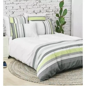 Carol & Frank Jones Queen Duvet Cover - Picture 1 of 4