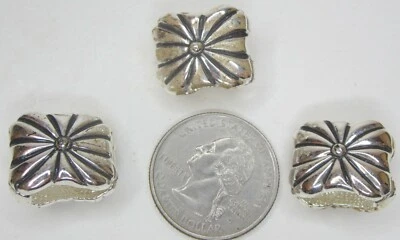 Set of 3 Silver Clad Metal Sunflower Magnetic Necklace Clasps or Fasteners  - Imagem 1 de 3
