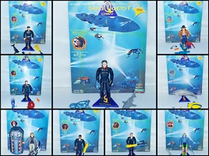 Playmates Seaquest Figuren Komplettsatz 9 Stück mit Karten und allem Zubehör - Bild 1 von 10