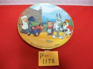 VINTAGE COLLECTIBLE WARNER BROS. BUGS BUNNY IN KING ARTHUR'S COURT 1978 PLATE - Picture 1 of 3