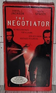 The Negotiator (VHS, 1999) Samuel L Jackson Kevin Spacey David Morse - Foto 1 di 12