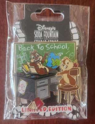 Заколка фонтана с газировкой Disney Chip & Dale Back To School DSF ограниченный выпуск Le 300 - Изображение 1 из 3