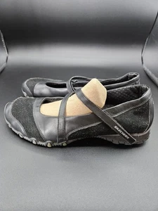 Skechers schwarzes Lederobermaterial schwarz Mary Jane Freizeitschuhe Damengröße 8,5 - Bild 1 von 8