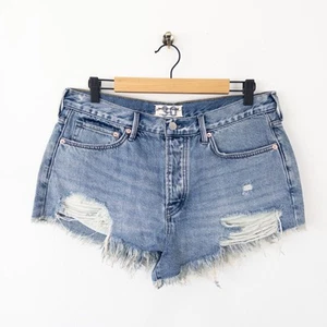 Free People Loving Good Vibrations Cotton Frayed Denim Shorts - Size 30 UK 14 - Picture 1 of 12