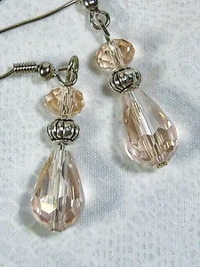 CYNTHIA LYNN "IN THE PINK" TIBET SILVER PINK TEARDROP GLASS CRYSTAL EARRINGS - Picture 1 of 1