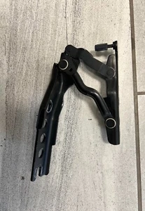 2015-2022 Huracan Left Lid Hinge - Picture 1 of 1