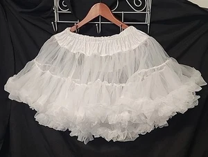 Adult White Tulle Petticoat Halloween Accessory 1XL/2XL - Picture 1 of 4
