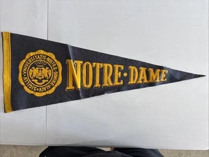 Vintage 1960s UNIVERSITY OF NOTRE DAME College NCAA Full Size Felt Pennant - Picture 1 of 5