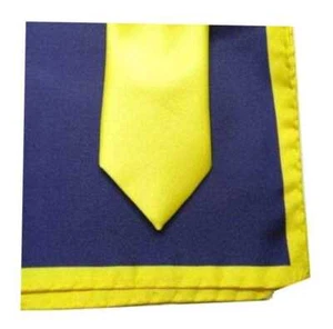 Completo cravatta gialla 6 cravattino e pochette blu bordo contrasto abbinata - Foto 1 di 1