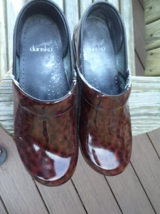 Dansko Damenschuhe Größe 39 Slipper Schildpatt guter Zustand - Bild 1 von 5