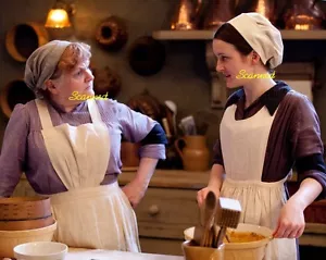 Lesley Nicol & Sophie McShera DOWNTON ABBEY Mrs Patmore & Daisy picture #3534 - Picture 1 of 1