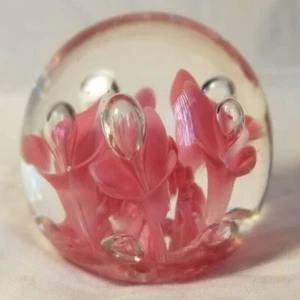 De colección St Clair Rosa Blanco Trompeta Flor Burbuja Centro Pisapapeles Arte Vidrio - Imagen 1 de 10
