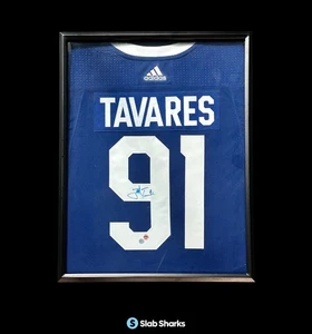 JOHN TAVARES SIGNED AUTO 25x19 DISPLAYED JERSEY ADIDAS FRAMEWORTH COA - Picture 1 of 6