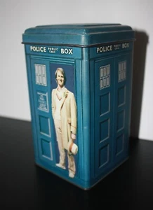 1982 Tardis Bank tin Lithograph Peter Davison DOCTOR WHO - Made In England - Picture 1 of 7