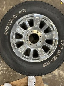 Set of wheels and tires 2020 Ford F350 SRW Limited - Picture 1 of 6