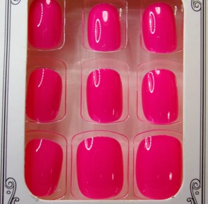 Beautiful Nails Classic Pink zum Aufkleben kurz - Bild 1 von 3