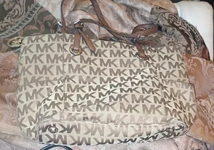 Michael Kors Jet Set Monogram Tote Brown leather straps - Picture 1 of 2