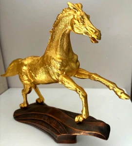 RISIS Singapore Horse Gold Plated Horse (2 Sizes To Chose From, 21cm and 12cm) - Bild 1 von 9